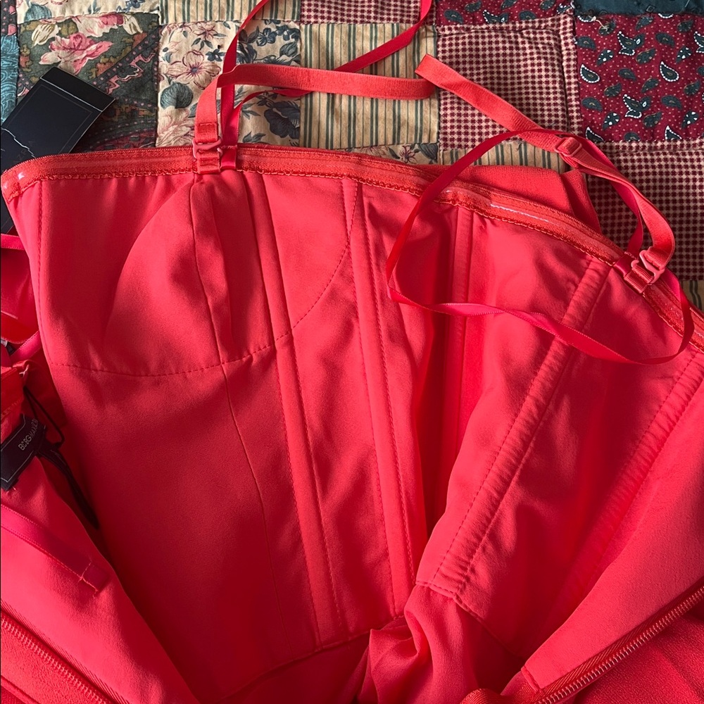 BCBGMAXAZRIA - NWT Joice Dress - Bright Poppy - Picture 5 of 7